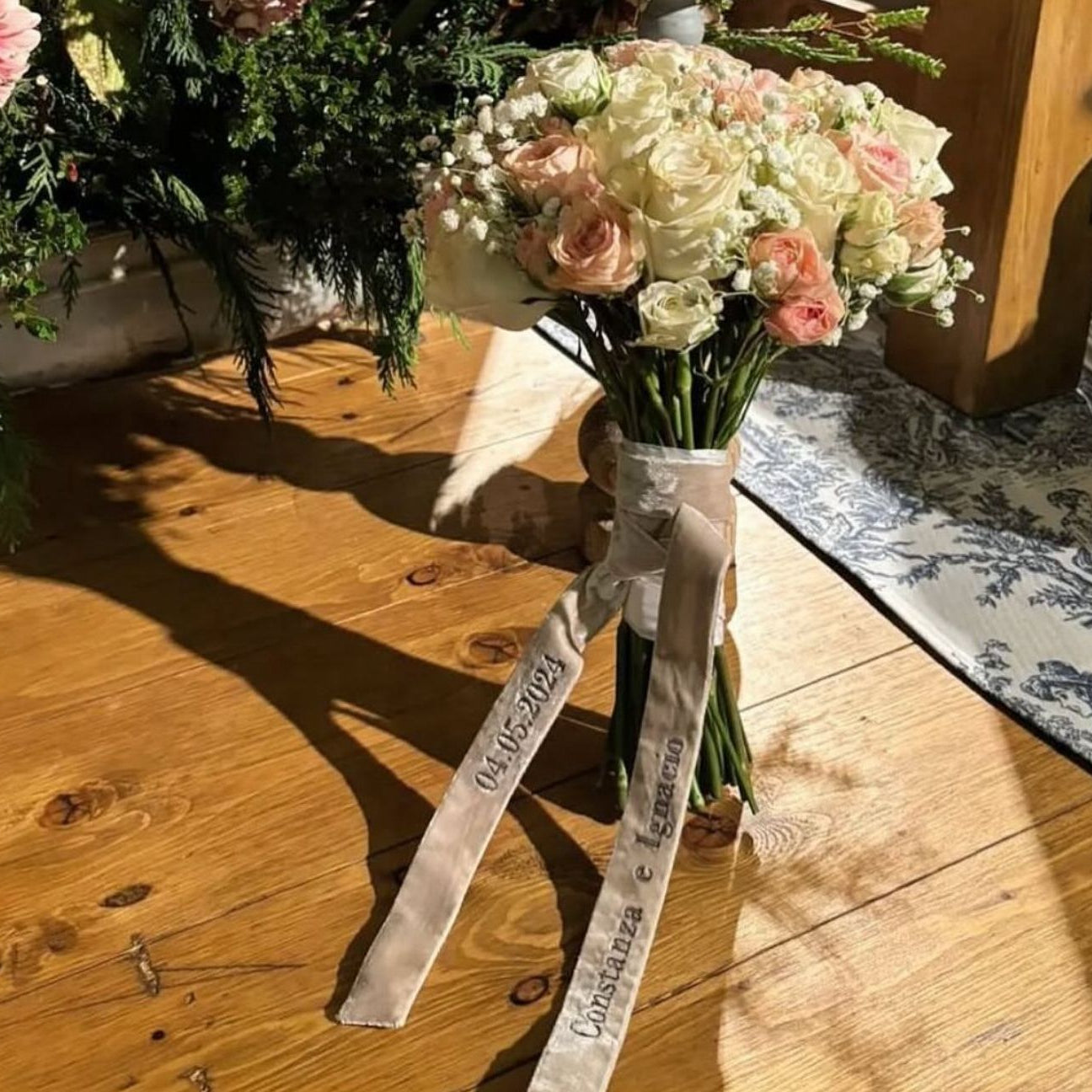 Cinta velvet personalizada ramo novia