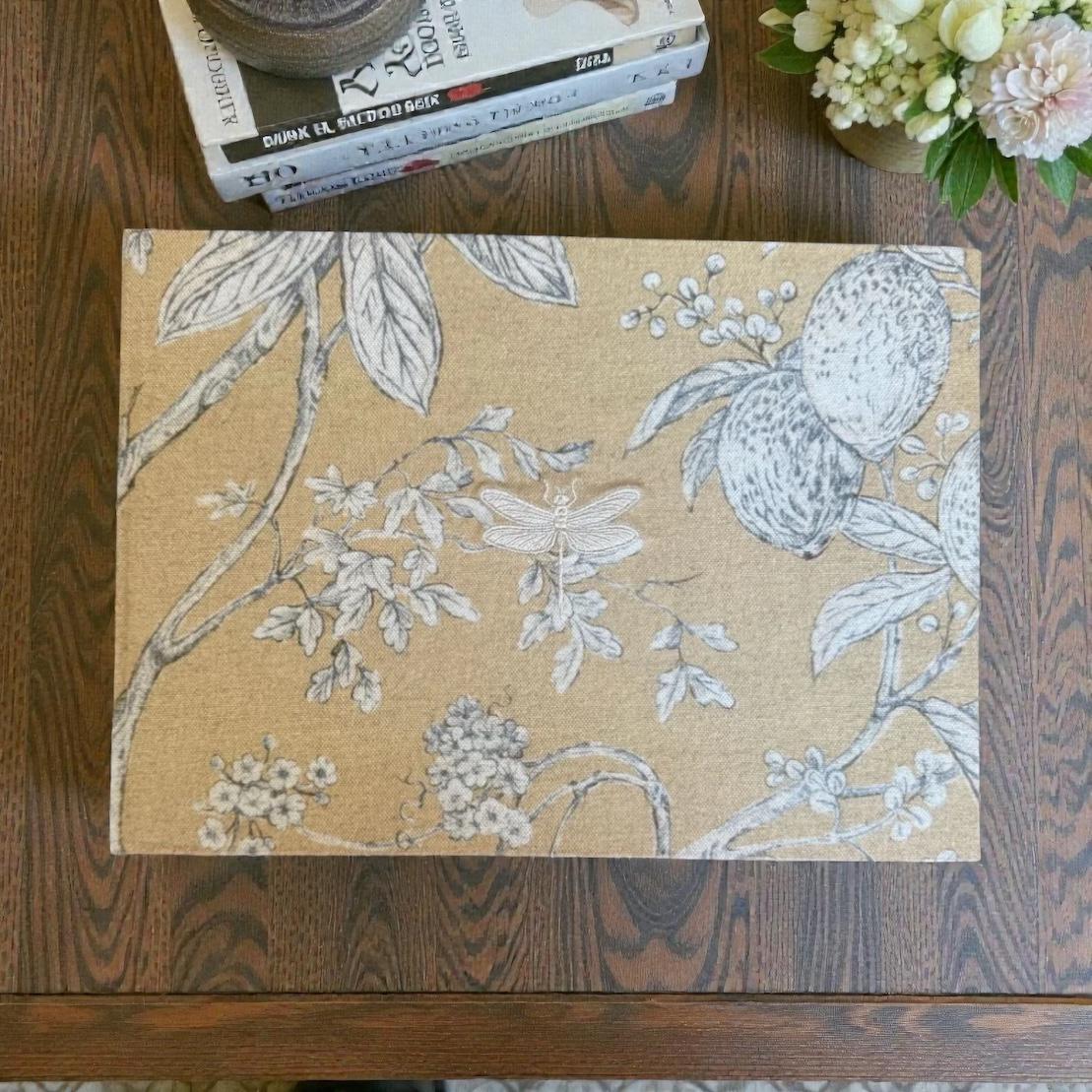 Álbum Firefly Floral Amarillo