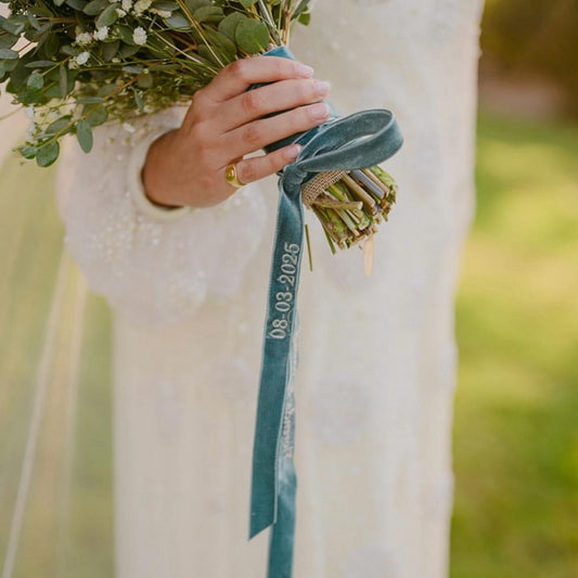 Cinta velvet personalizada ramo novia